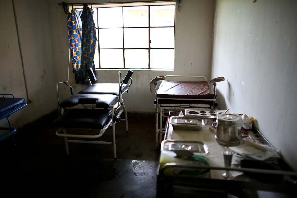 burundi healthcare, burundi health care, burundi, burundi photographer, long miles coffee project