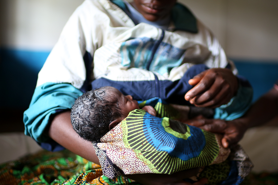 burundi healthcare, burundi health care, burundi, burundi photographer, long miles coffee project