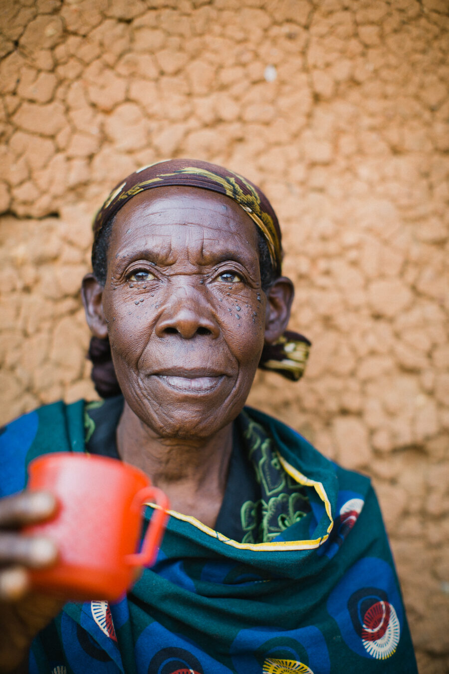 africans drinking coffee, african coffee, burundi coffee, garaho hill, gahaga hill, coffee farmers 